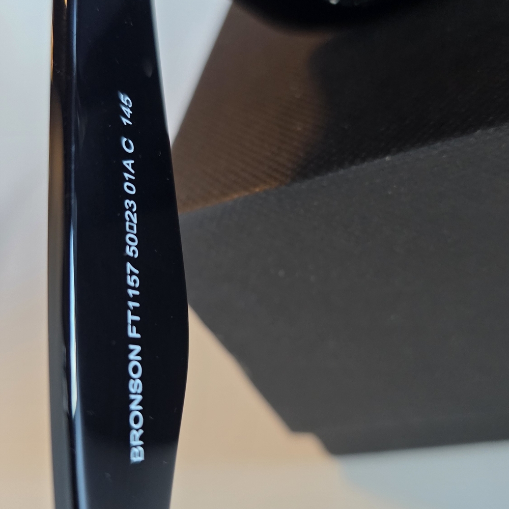 Tom Ford Black and Gold Square Sunglasses - Picture 3 of 7